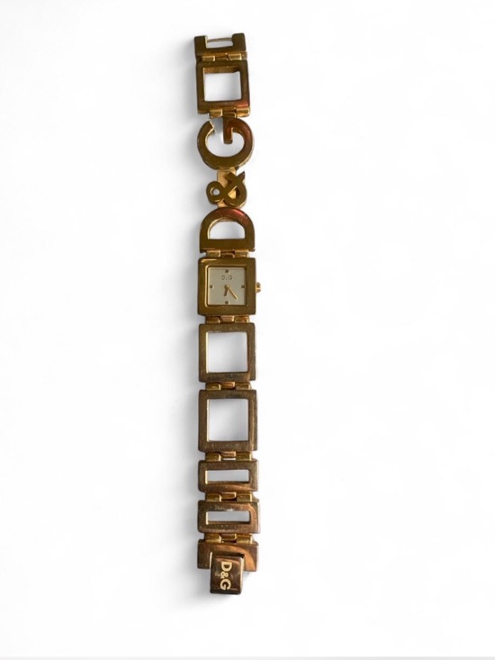 D&G Accessories - Vintage D&G Dolce & Gabbana
Gold Shout Chain Link Watch DWO290